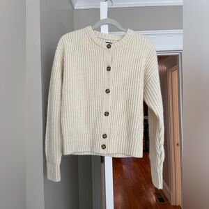 GAP chunky cream knit cardigan